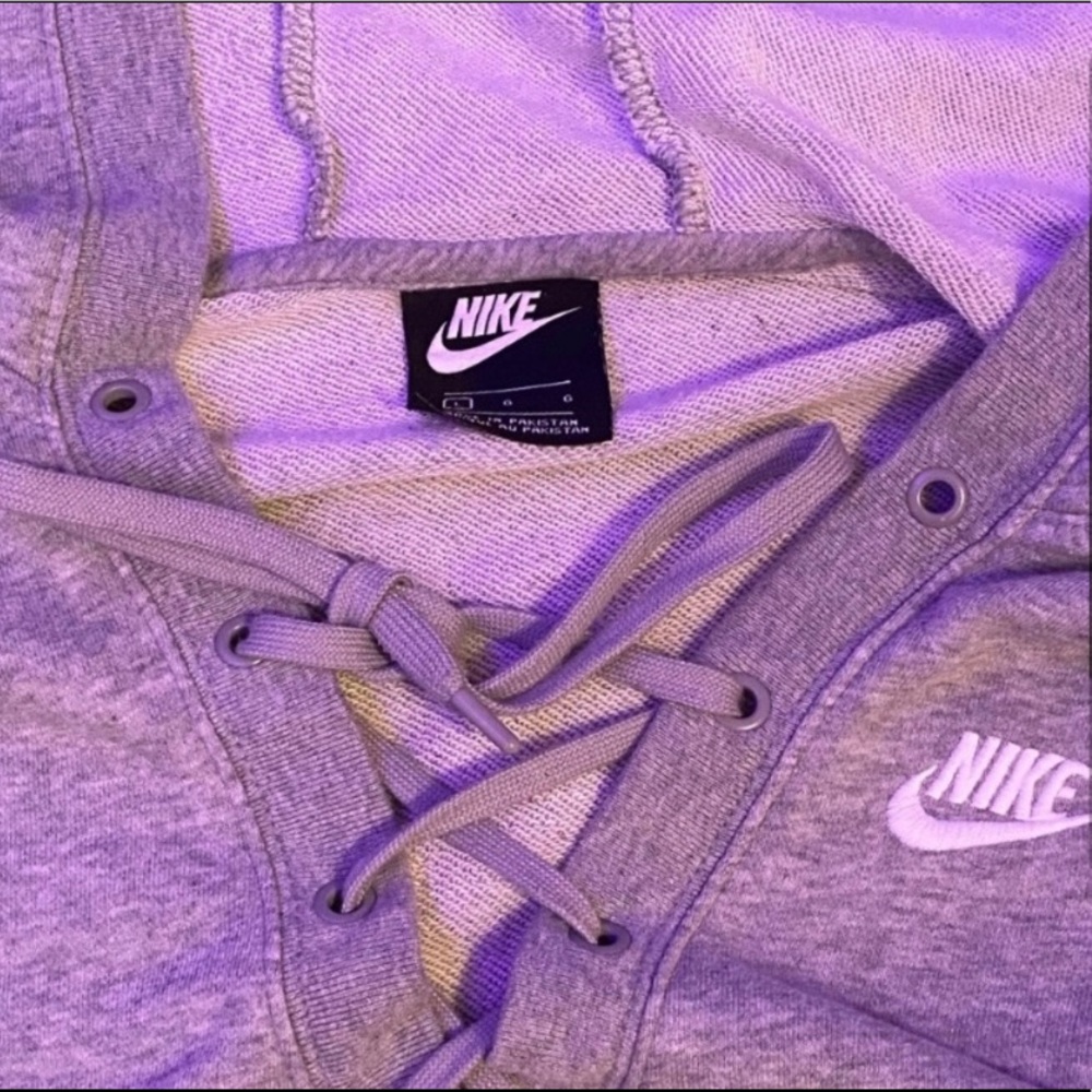 nike long sleeve
